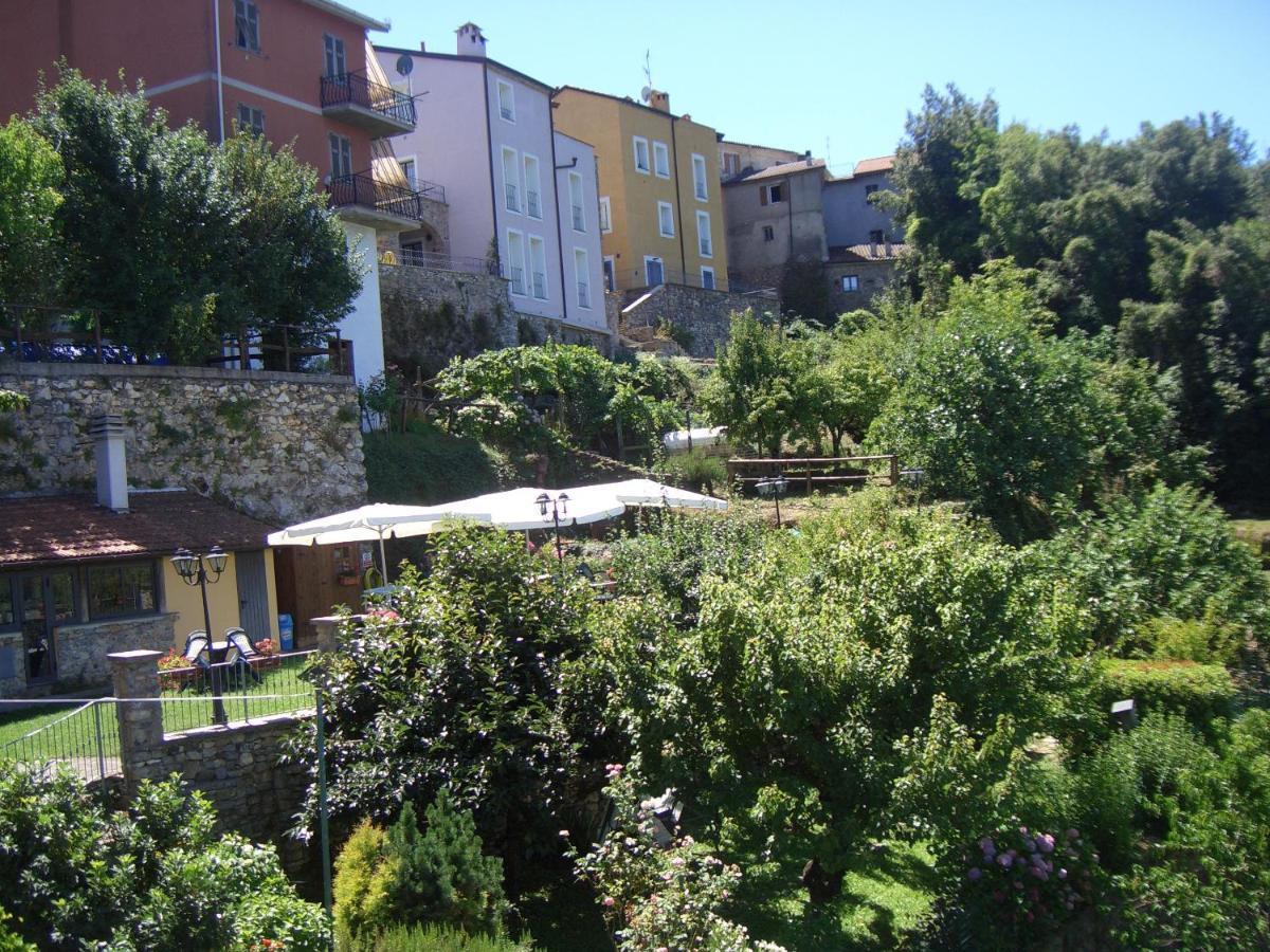 Hotel Paese Corvara Beverino Phòng bức ảnh